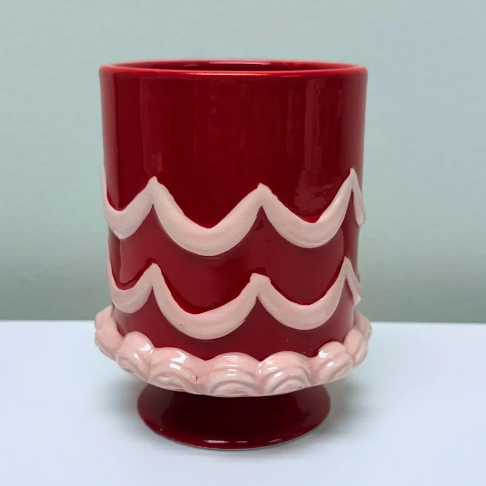 New Target Bullseye Playground Red Cake Ceramic Holder